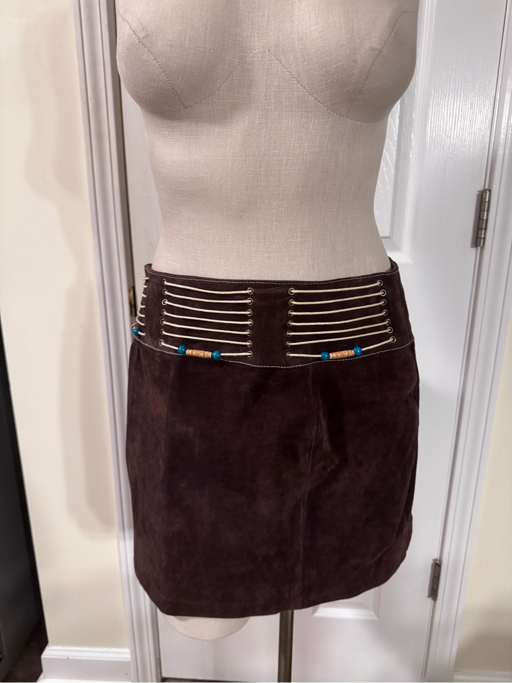Vintage Y2K Wilsons Leather Maxima Brown Suede Lace Up Western Skirt Sz 12 Boho - Picture 2 of 15